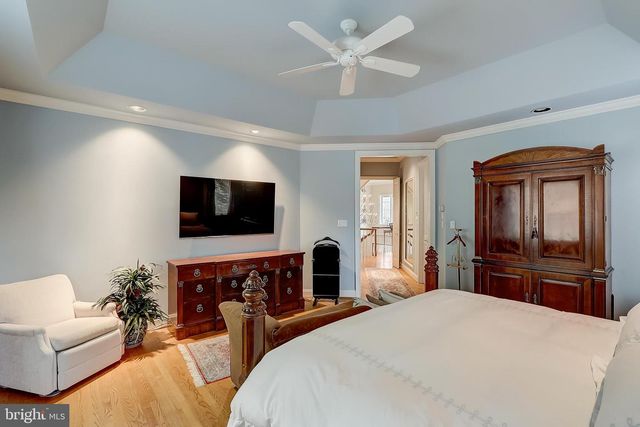 4744 34TH ST N, Arlington, VA 22207