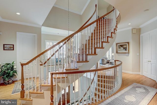 4744 34TH ST N, Arlington, VA 22207
