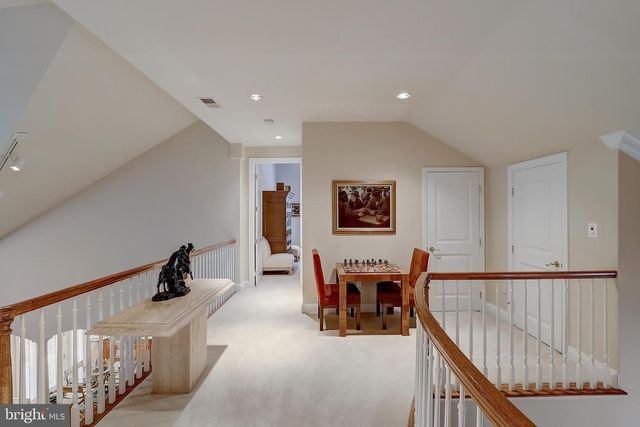 4744 34TH ST N, Arlington, VA 22207