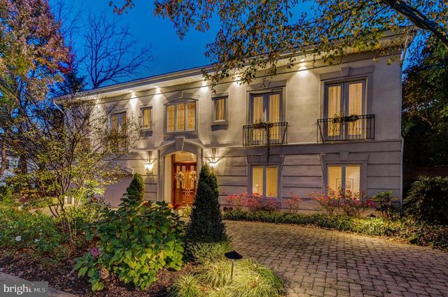 4744 34TH ST N, Arlington, VA 22207