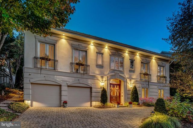 4744 34TH ST N, Arlington, VA 22207