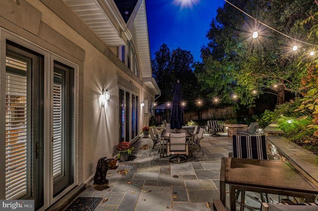 4744 34TH ST N, Arlington, VA 22207