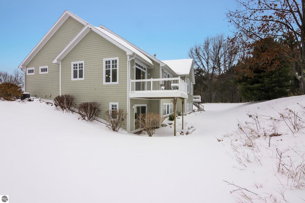 Image 46 of property listing at 172 Wildwood Meadows, Traverse City, MI 49686