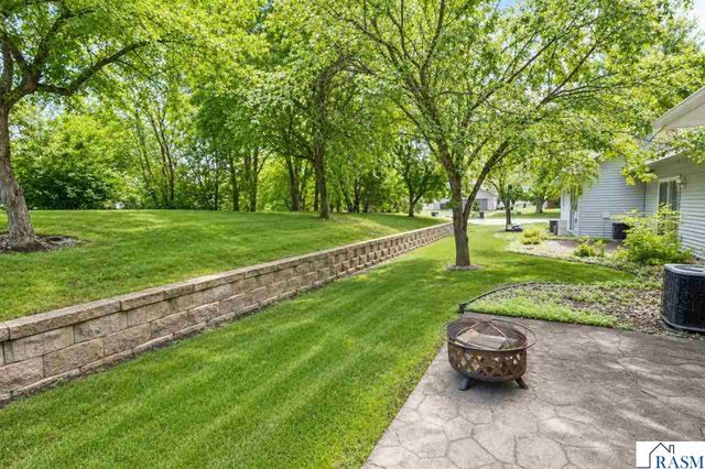 105 Raven Court, Mankato, MN 56001