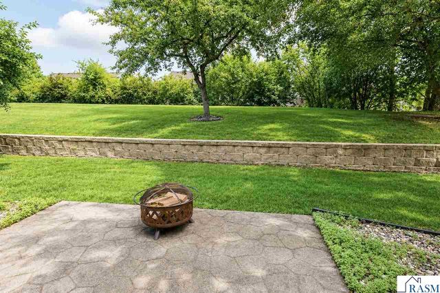 105 Raven Court, Mankato, MN 56001