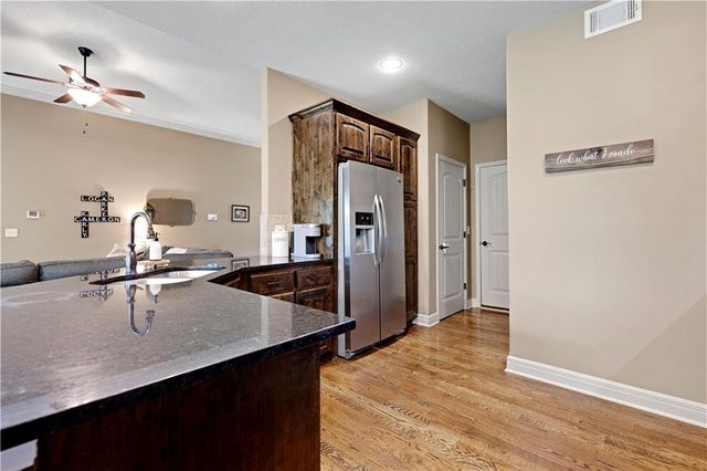 9211 N Belton Court, Kansas City, MO 64154