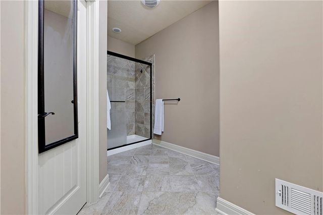 9211 N Belton Court, Kansas City, MO 64154