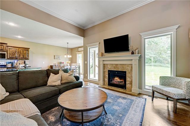 9211 N Belton Court, Kansas City, MO 64154