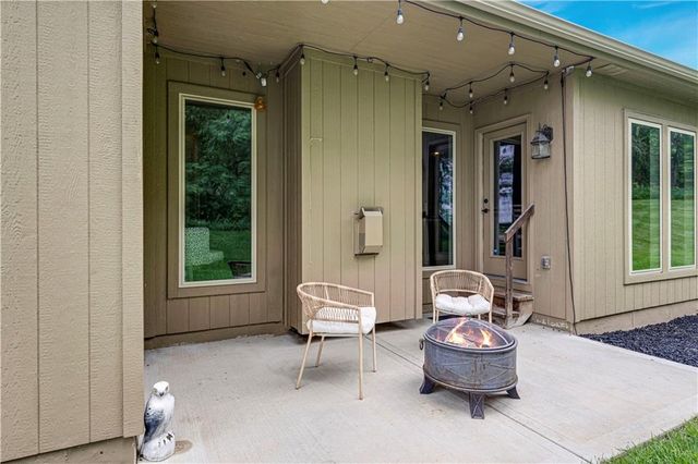 9211 N Belton Court, Kansas City, MO 64154