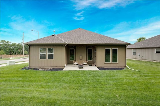 9211 N Belton Court, Kansas City, MO 64154