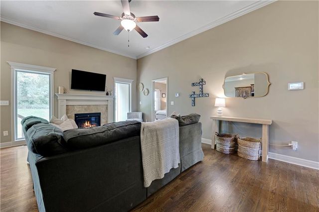 9211 N Belton Court, Kansas City, MO 64154