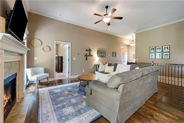 9211 N Belton Court, Kansas City, MO 64154