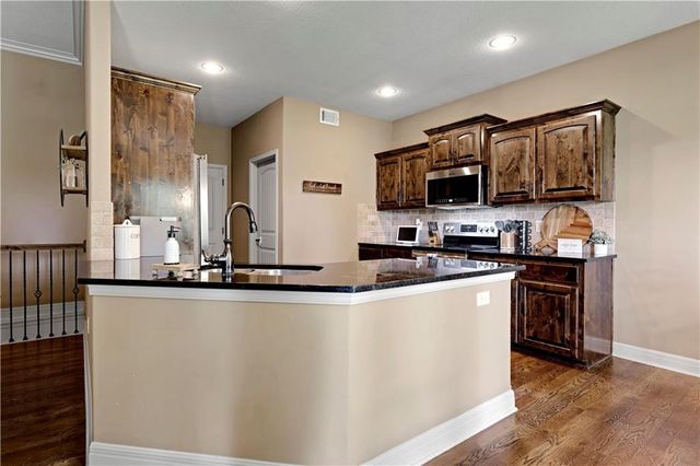 9211 N Belton Court, Kansas City, MO 64154