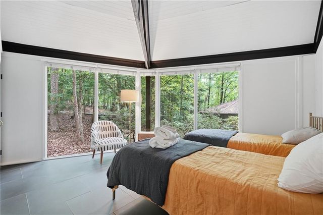 208 Treetopper Circle, Jasper, GA 30143