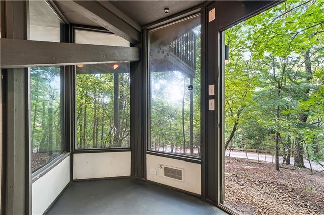 208 Treetopper Circle, Jasper, GA 30143