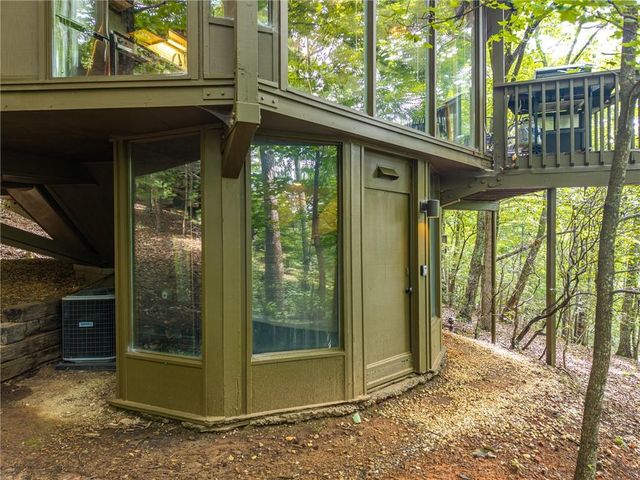 208 Treetopper Circle, Jasper, GA 30143