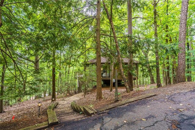208 Treetopper Circle, Jasper, GA 30143