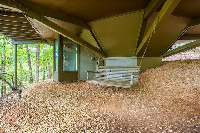 208 Treetopper Circle, Jasper, GA 30143