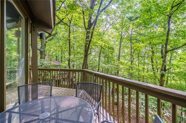 208 Treetopper Circle, Jasper, GA 30143
