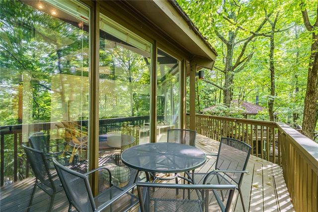 208 Treetopper Circle, Jasper, GA 30143