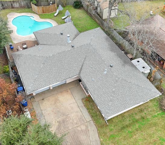 716 San Jacinto Avenue, Texas City, TX 77590