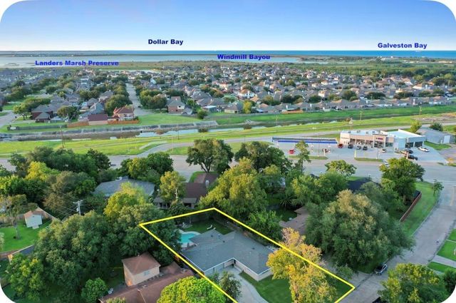 716 San Jacinto Avenue, Texas City, TX 77590