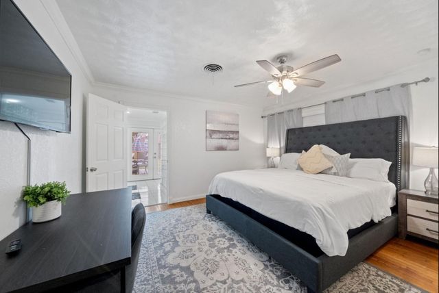 716 San Jacinto Avenue, Texas City, TX 77590