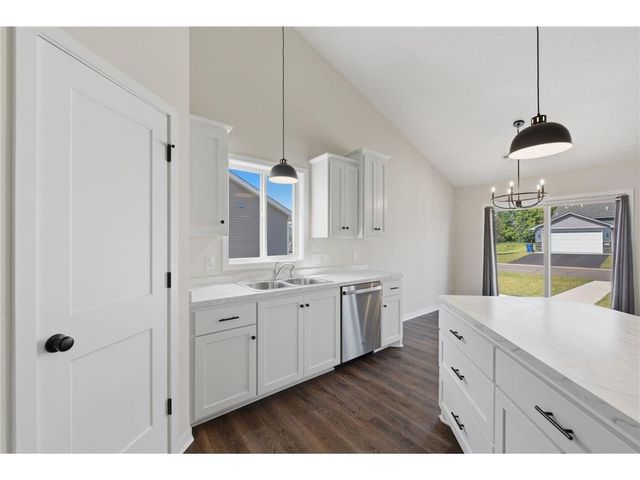 370 Mill Street, Osceola, WI 54020