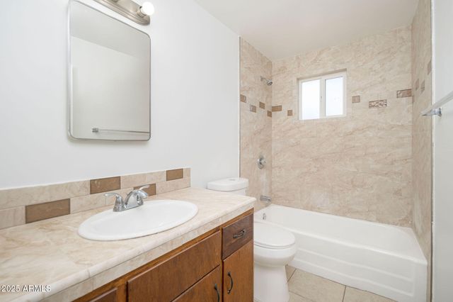 7537 N 21st Avenue, Phoenix, AZ 85021