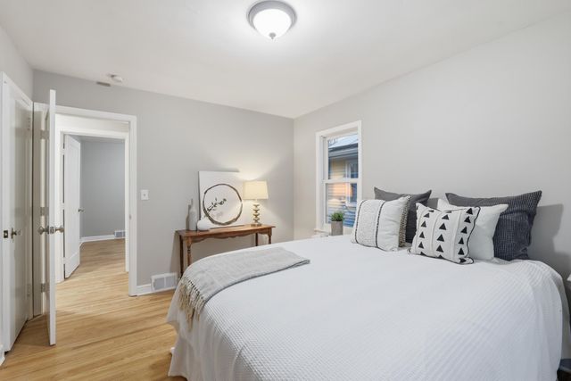 7208 Knox Avenue S, Richfield, MN 55423