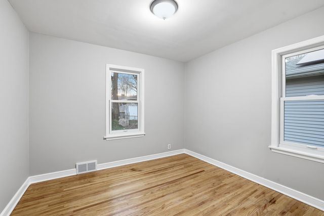 7208 Knox Avenue S, Richfield, MN 55423