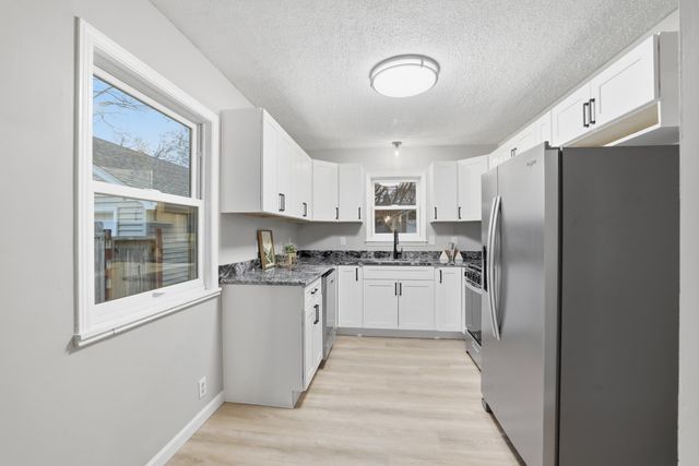 7208 Knox Avenue S, Richfield, MN 55423