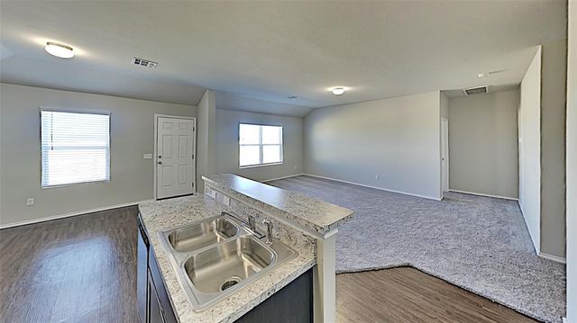 1928 Hannah Lane, Yukon, OK 73099