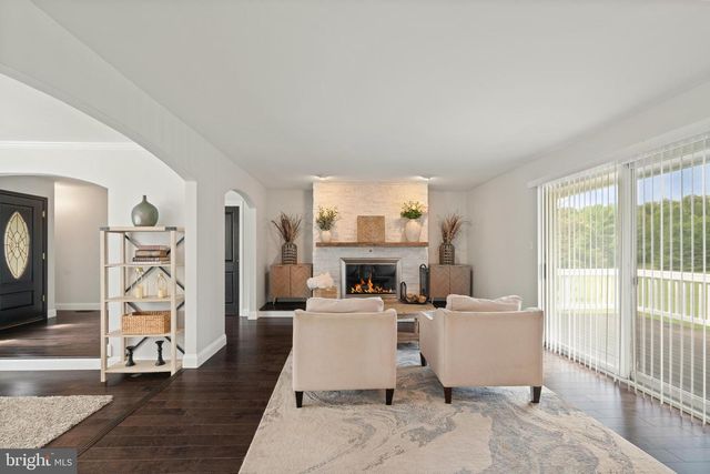 4710 ANGUS DR, Gainesville, VA 20155