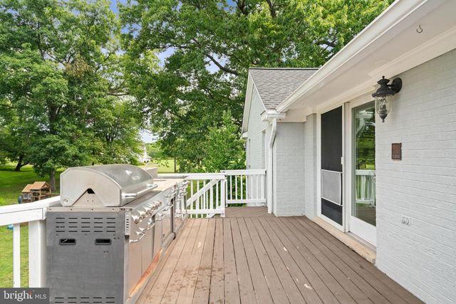 4710 ANGUS DR, Gainesville, VA 20155