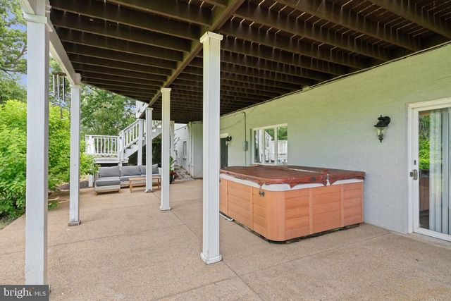 4710 ANGUS DR, Gainesville, VA 20155