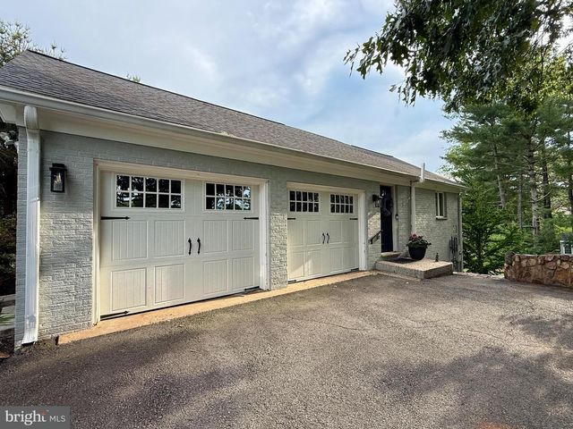 4710 ANGUS DR, Gainesville, VA 20155