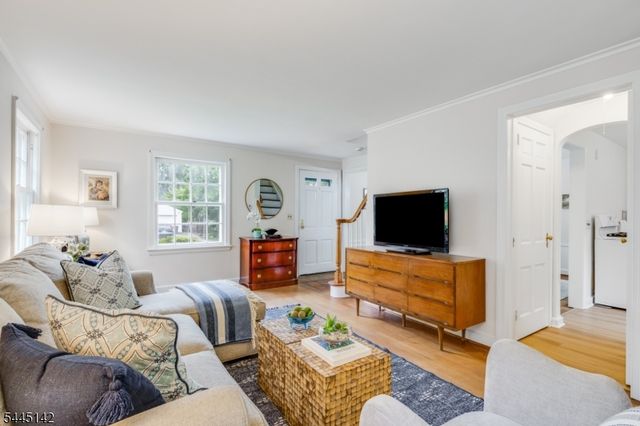 34 Colfax Rd, Springfield Twp., NJ 07081