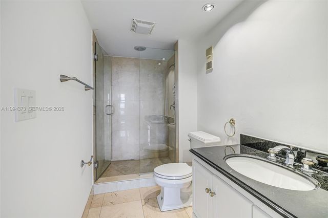 20281 E Country Club Dr 1412, Aventura, FL 33180