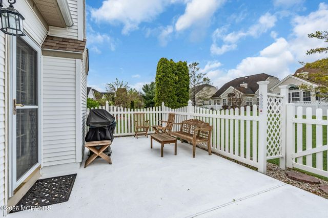 14 Tuscany Circle, Manchester, NJ 08759