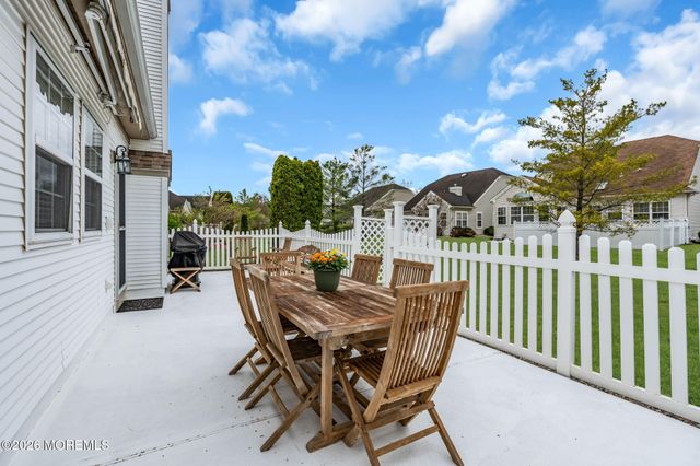 14 Tuscany Circle, Manchester, NJ 08759