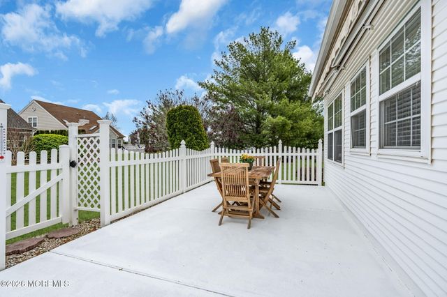 14 Tuscany Circle, Manchester, NJ 08759