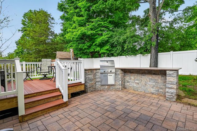 21 McGill Road, Monroe, NY 10950