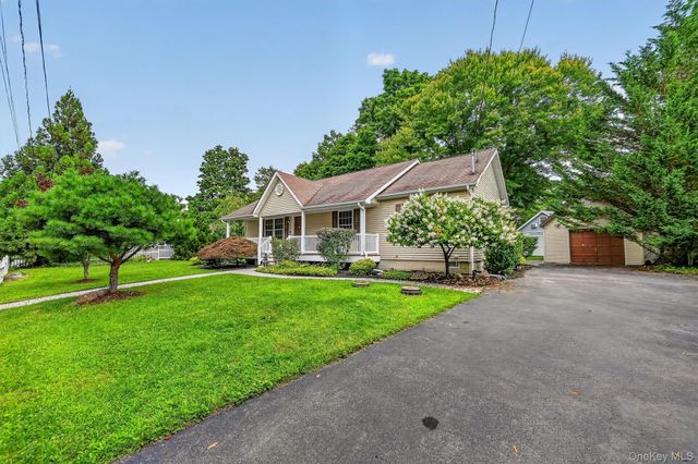 21 McGill Road, Monroe, NY 10950