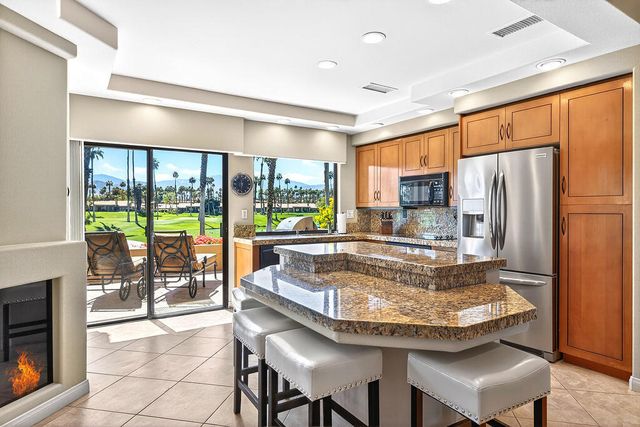 76391 Sweet Pea Way, Palm Desert, CA 92211