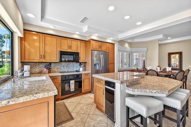 76391 Sweet Pea Way, Palm Desert, CA 92211