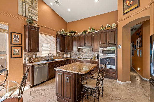 38393 S Granite Crest Drive, Saddlebrooke, AZ 85739