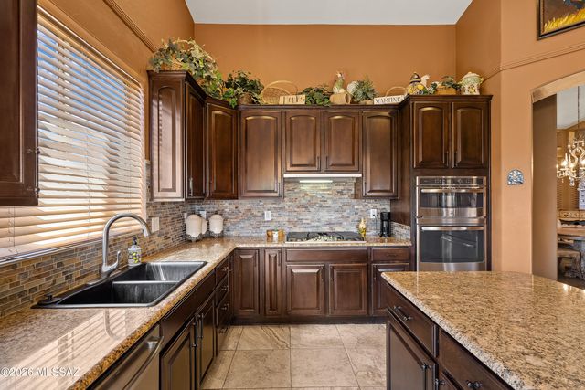 38393 S Granite Crest Drive, Saddlebrooke, AZ 85739