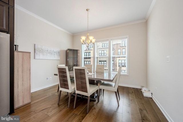 4653 CHARGER PL, Chantilly, VA 20151