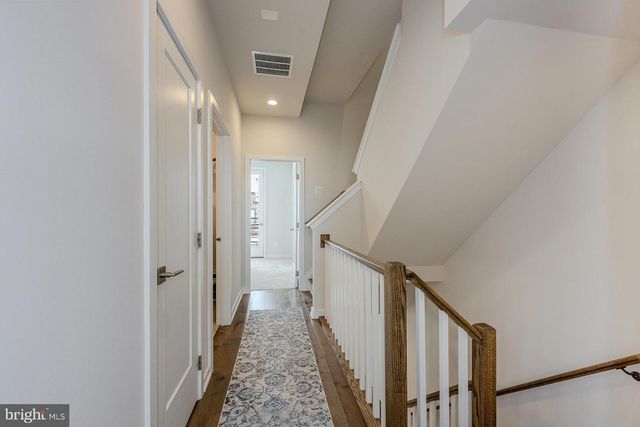 4653 CHARGER PL, Chantilly, VA 20151